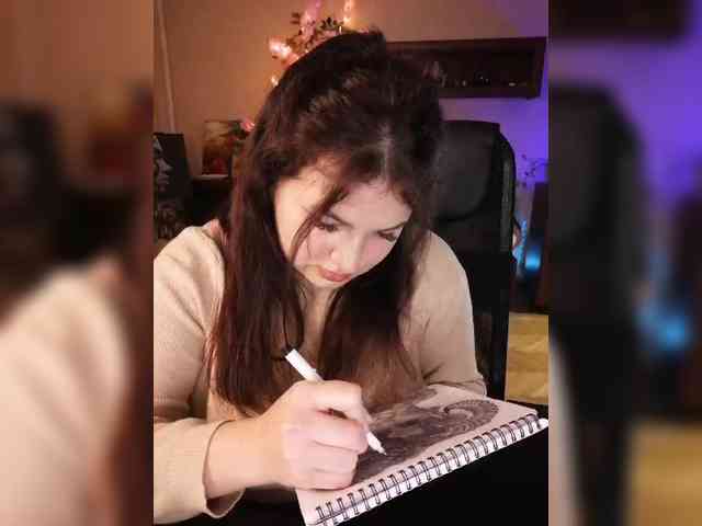 JuliaHesperaks webcam