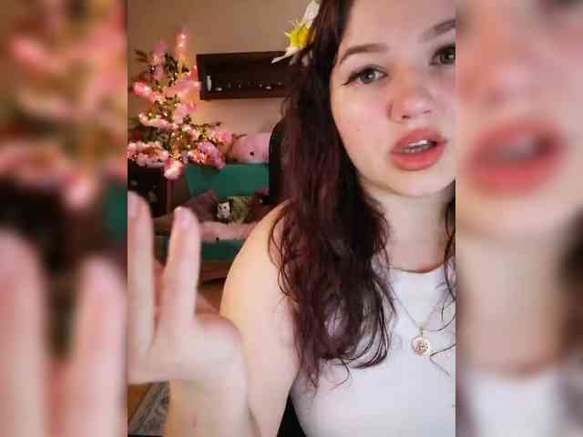 JuliaHesperaks webcam