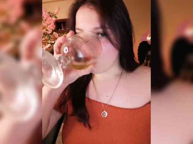 JuliaHesperaks webcam