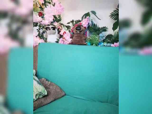 JuliaHesperaks webcam