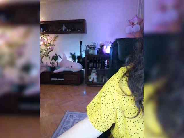 JuliaHesperaks webcam