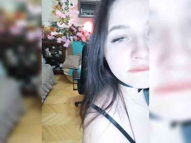 JuliaHesperaks webcam