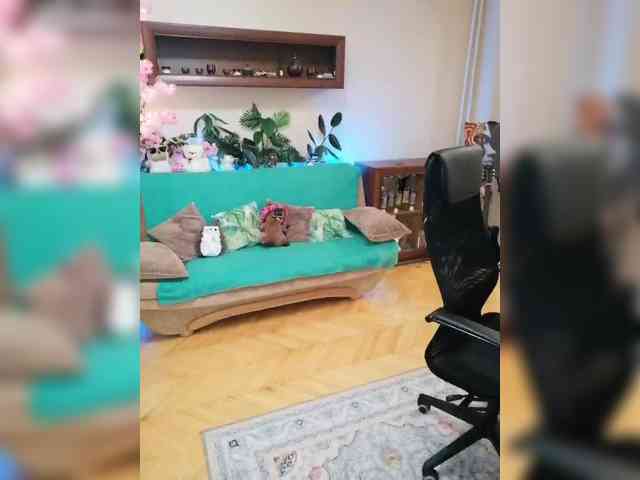 JuliaHesperaks webcam