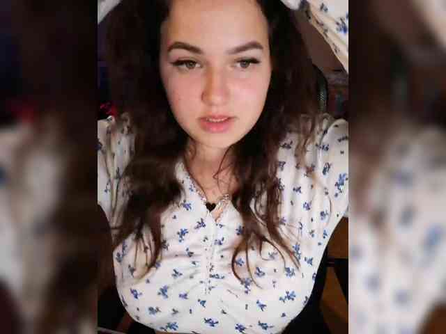 JuliaHesperaks webcam