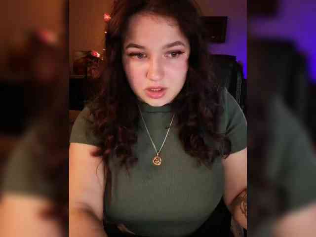 JuliaHesperaks webcam