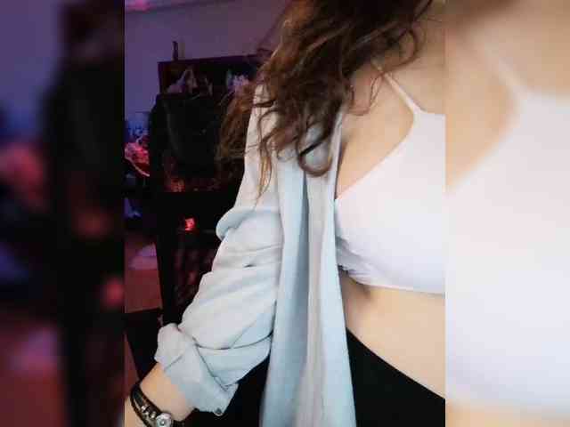 JuliaHesperaks webcam