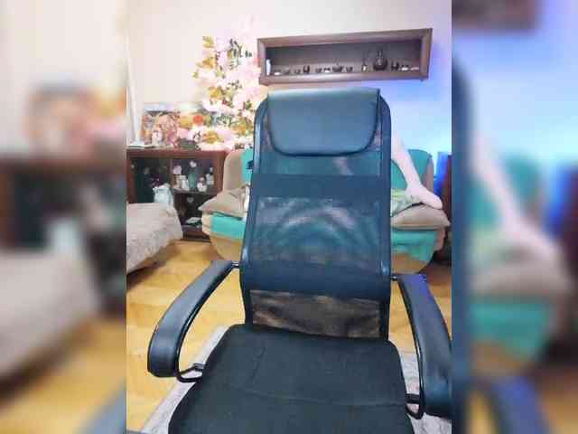 JuliaHesperaks webcam