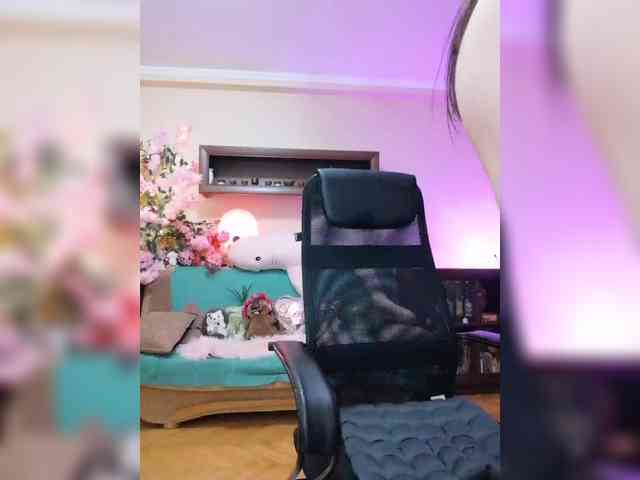 JuliaHesperaks webcam