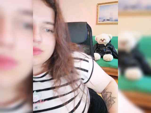 YulkaShpulka webcam
