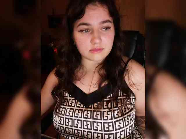 JuliaHesperaks webcam