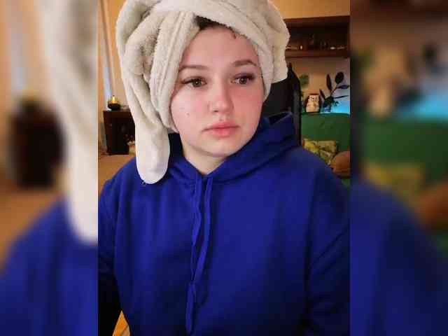 JuliaHesperaks webcam