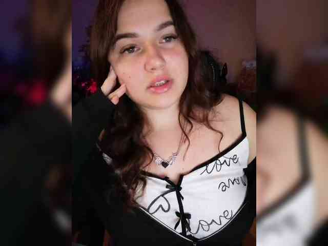 JuliaHesperaks webcam