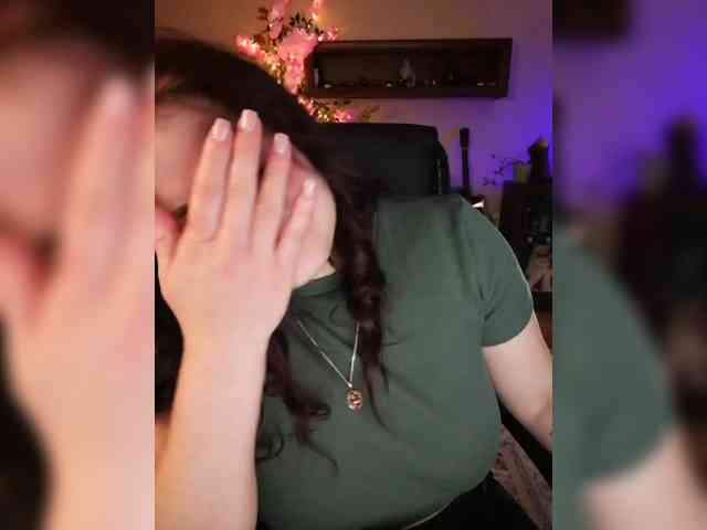 JuliaHesperaks webcam