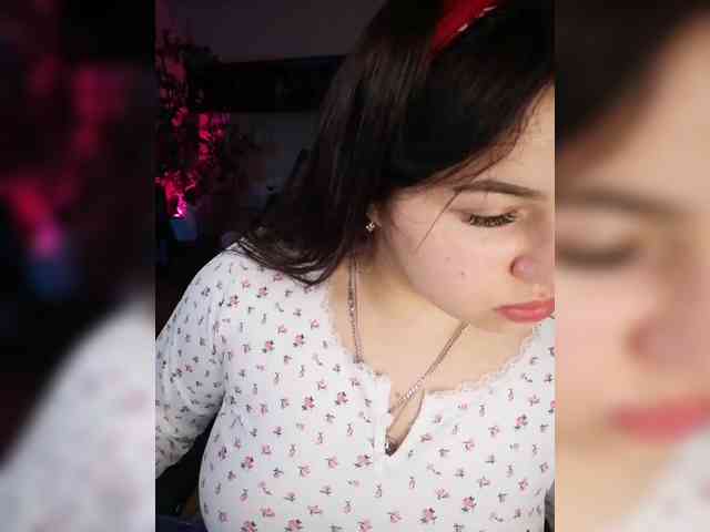 JuliaHesperaks webcam