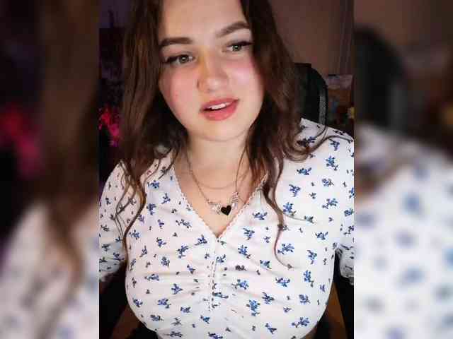 JuliaHesperaks webcam