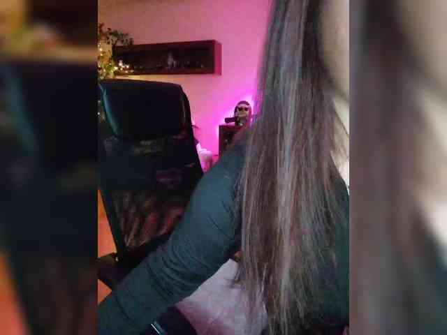 JuliaHesperaks webcam