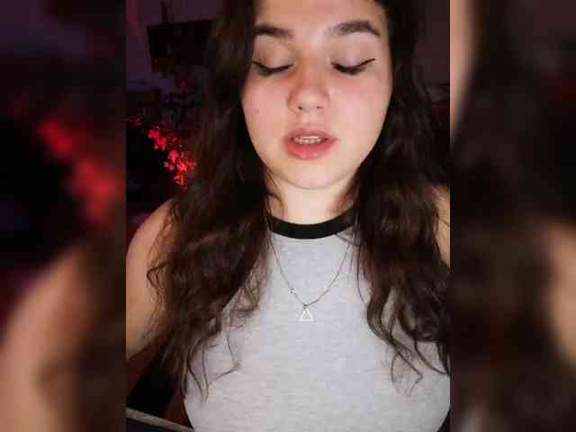 JuliaHesperaks webcam