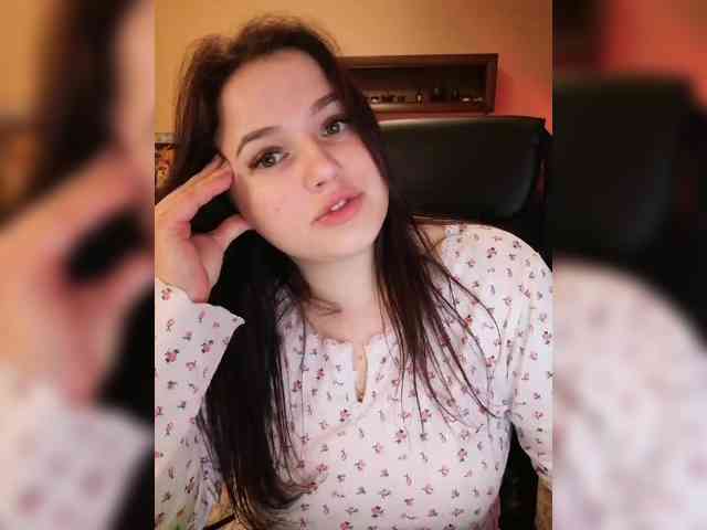 JuliaHesperaks webcam