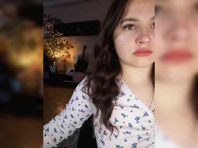 JuliaHesperaks webcam