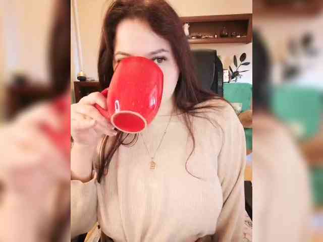 JuliaHesperaks webcam