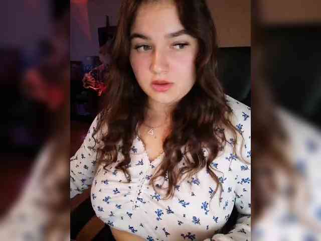 JuliaHesperaks webcam