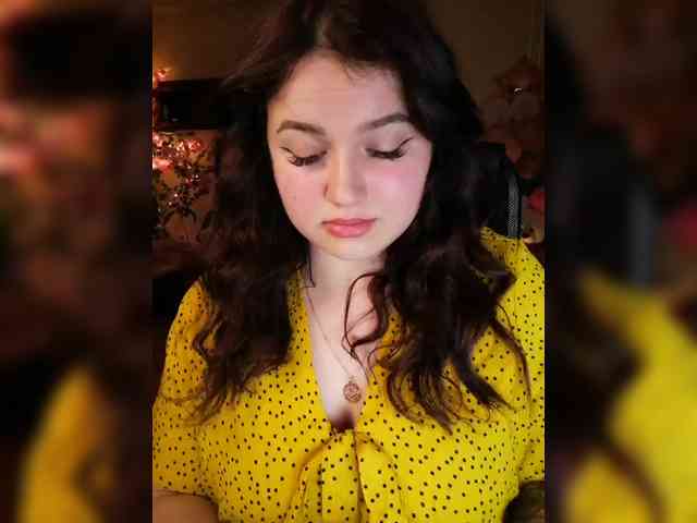 JuliaHesperaks webcam