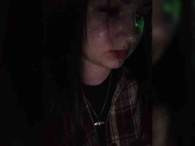 Cute______demon webcam