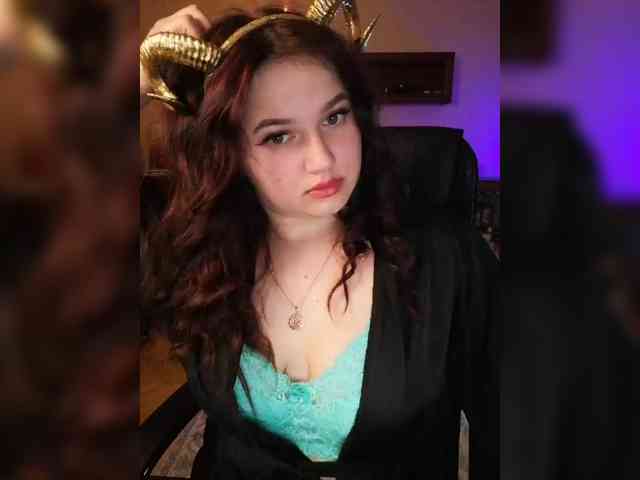 JuliaHesperaks webcam