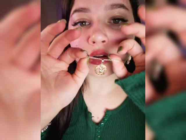 JuliaHesperaks webcam