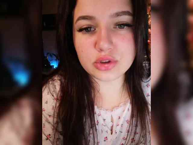 JuliaHesperaks webcam