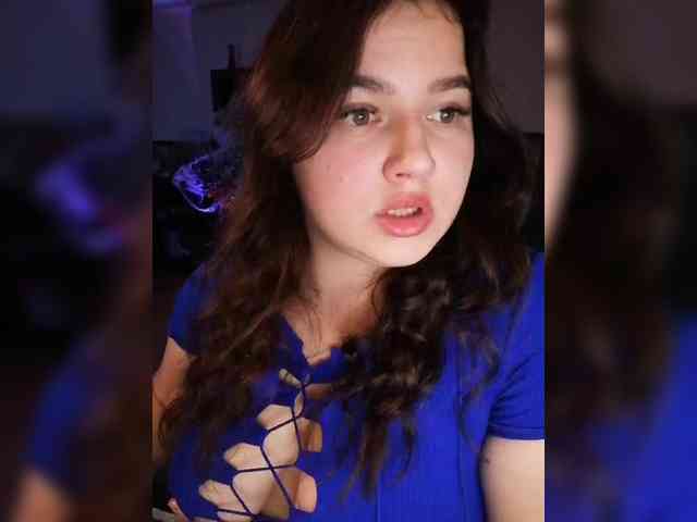 JuliaHesperaks webcam