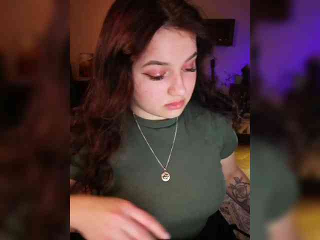 JuliaHesperaks webcam