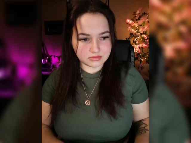 JuliaHesperaks webcam