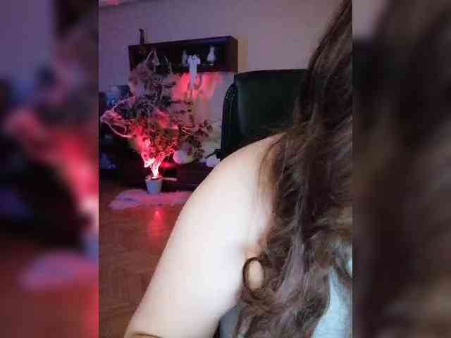 JuliaHesperaks webcam