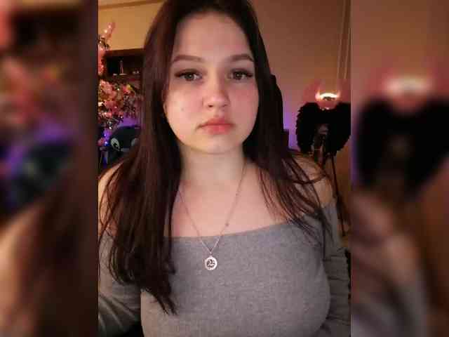 Yulua1285 Live Webcam on BongaCams