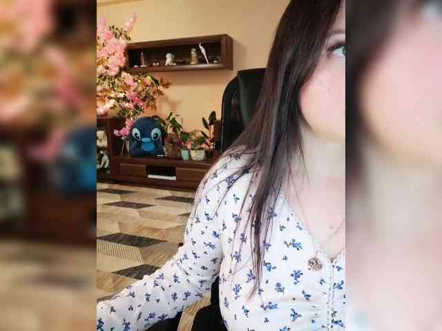 JuliaHesperaks webcam