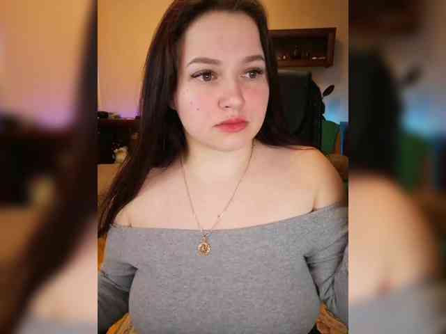 JuliaHesperaks webcam