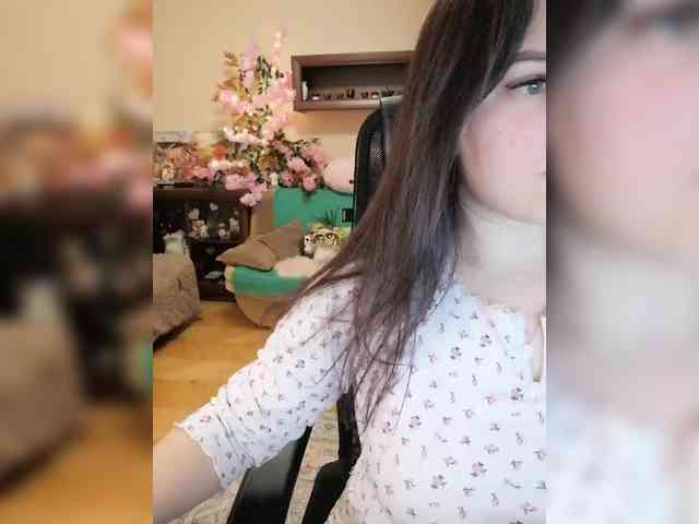 JuliaHesperaks webcam