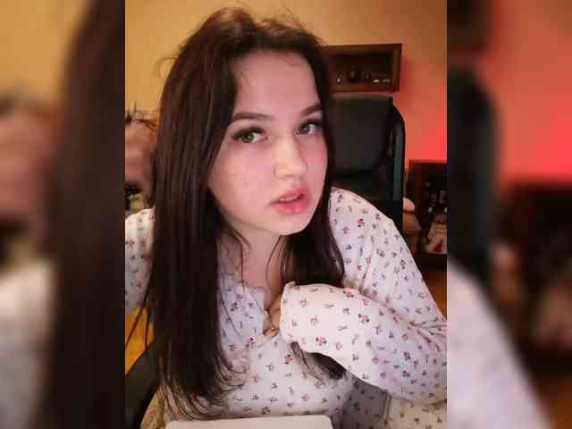 JuliaHesperaks webcam