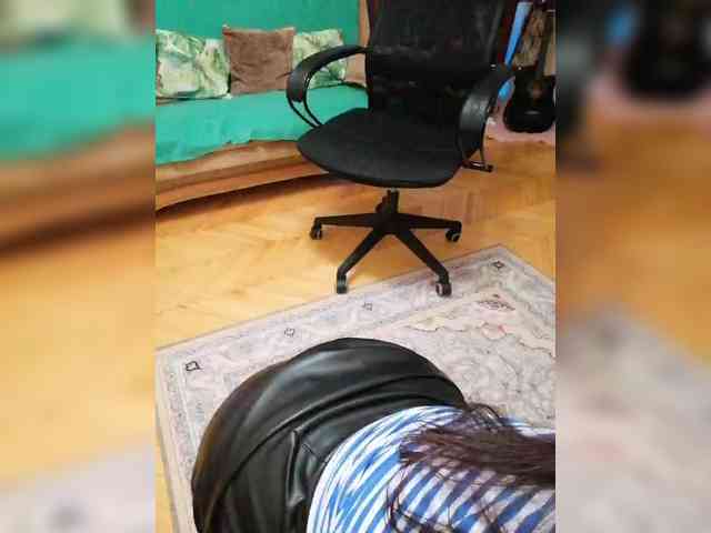 JuliaHesperaks webcam