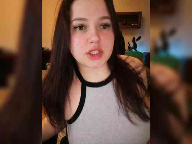 JuliaHesperaks webcam