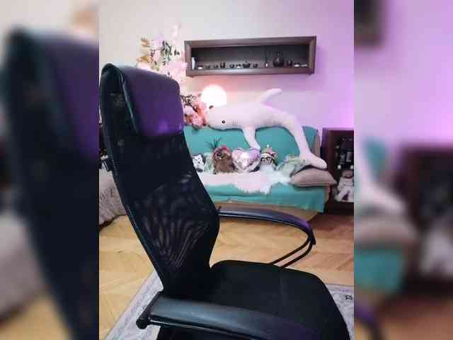 JuliaHesperaks webcam