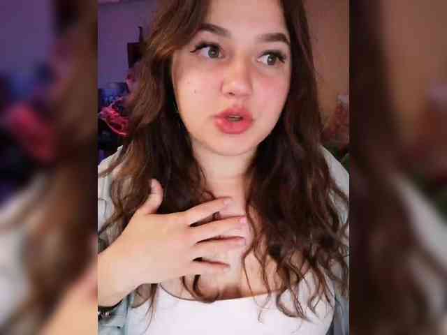 Yulua1285 Live Webcam on BongaCams