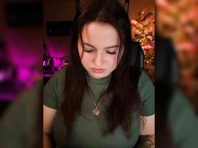 Yulua1285 Live Webcam on BongaCams