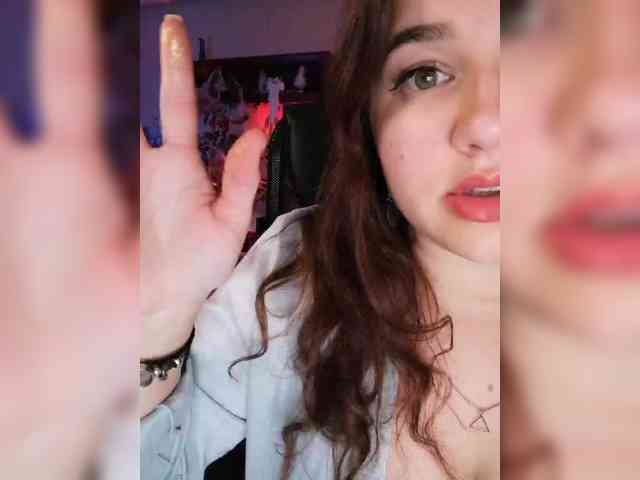 JuliaHesperaks webcam