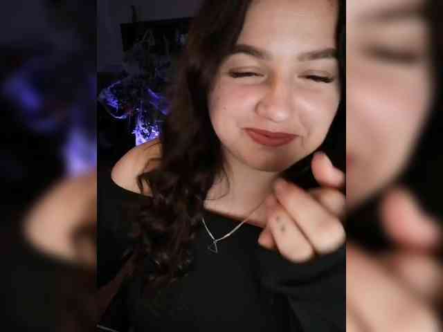 JuliaHesperaks webcam