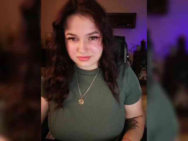 JuliaHesperaks webcam