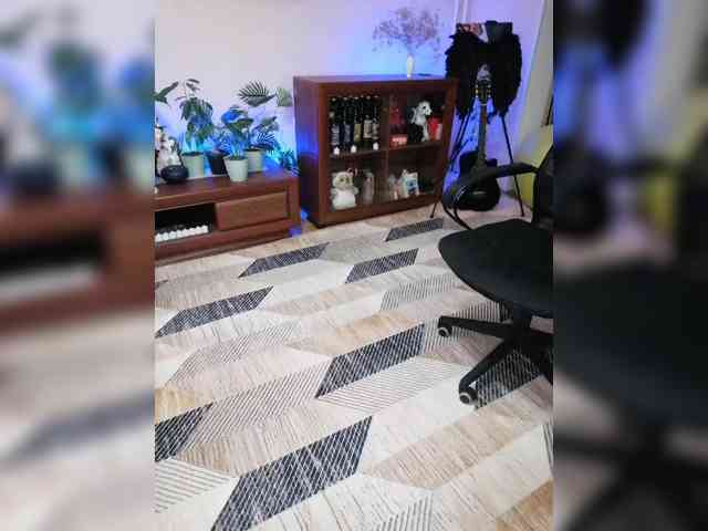 JuliaHesperaks webcam