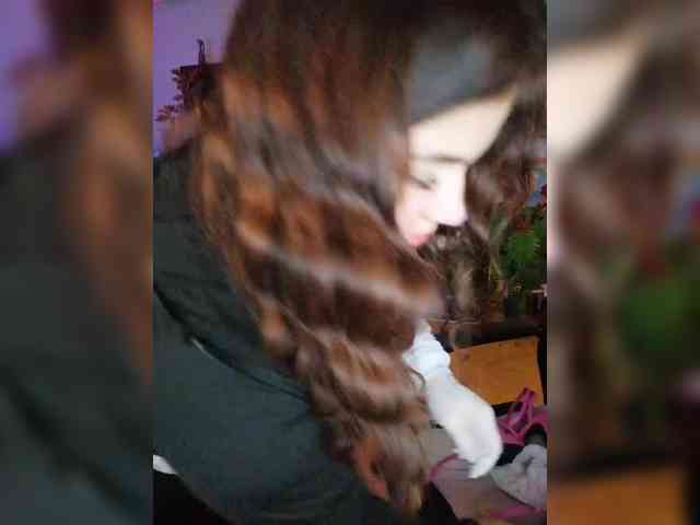 JuliaHesperaks webcam
