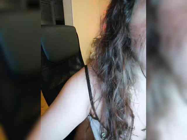 YulkaShpulka webcam